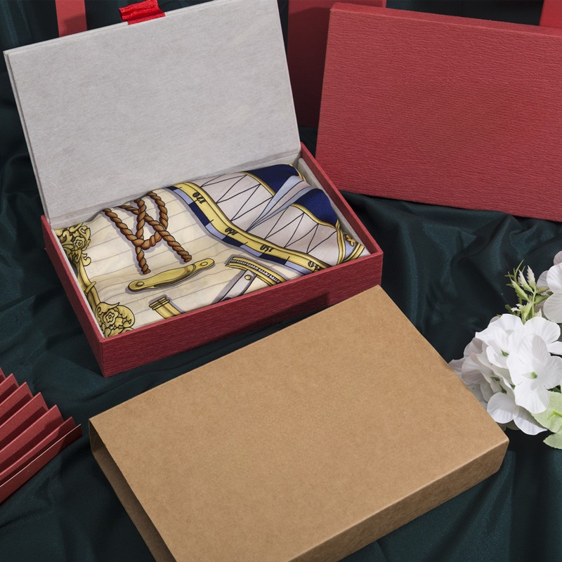 Boxivia eco packaging success stories featuring custom kraft mailers and protective honeycomb cushioning
