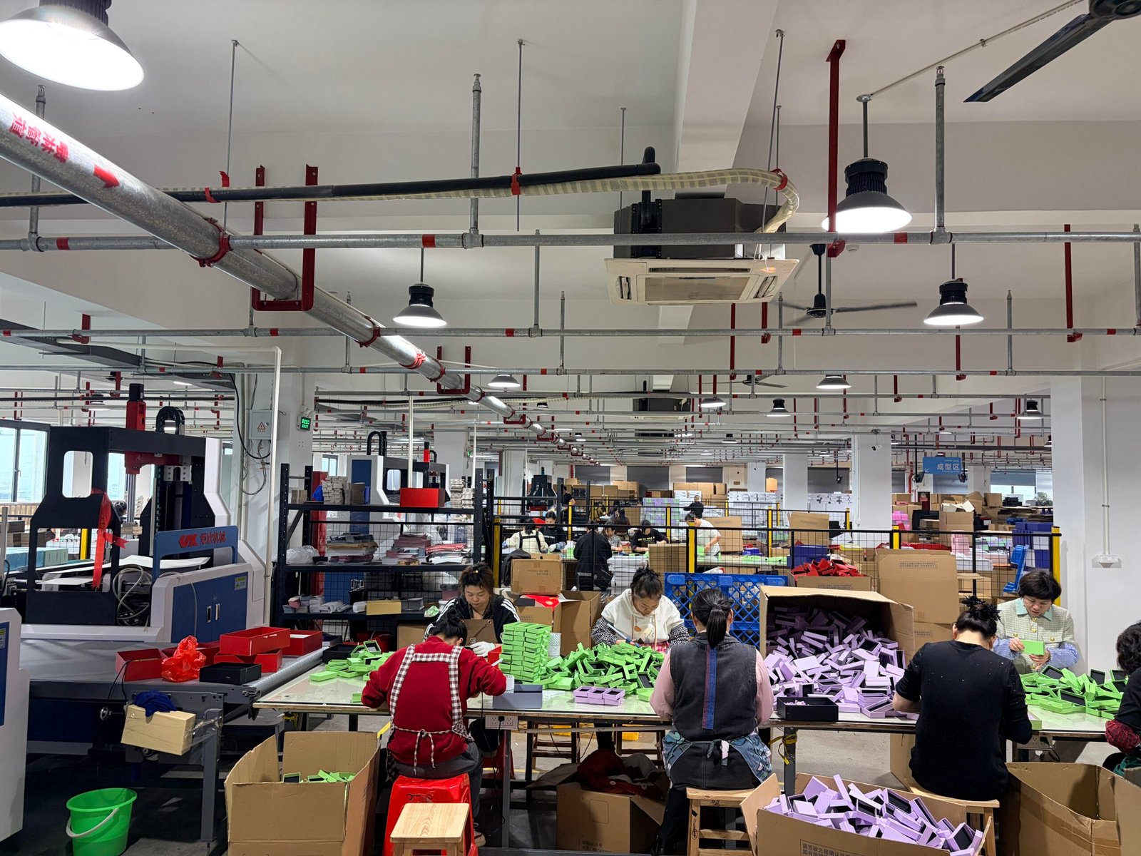 Boxivia custom paper packaging materials and product catalog overview