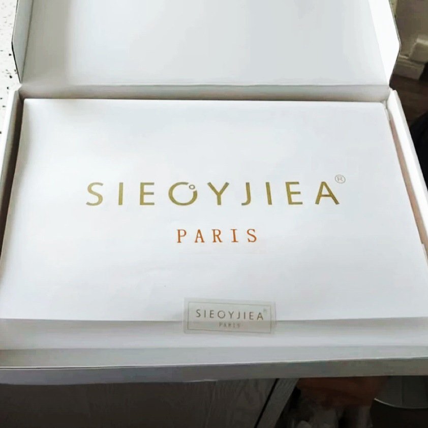 Translucent garment tissue paper sheets
